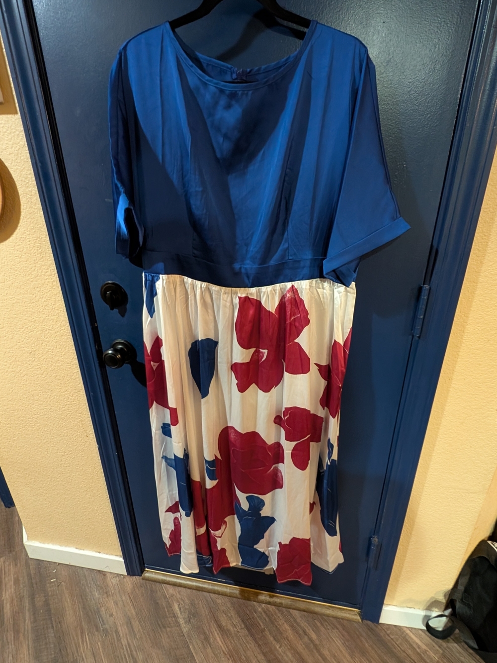 Unbranded Plus Size Floral Midi Dress Navy Red Cream Full Back Zip